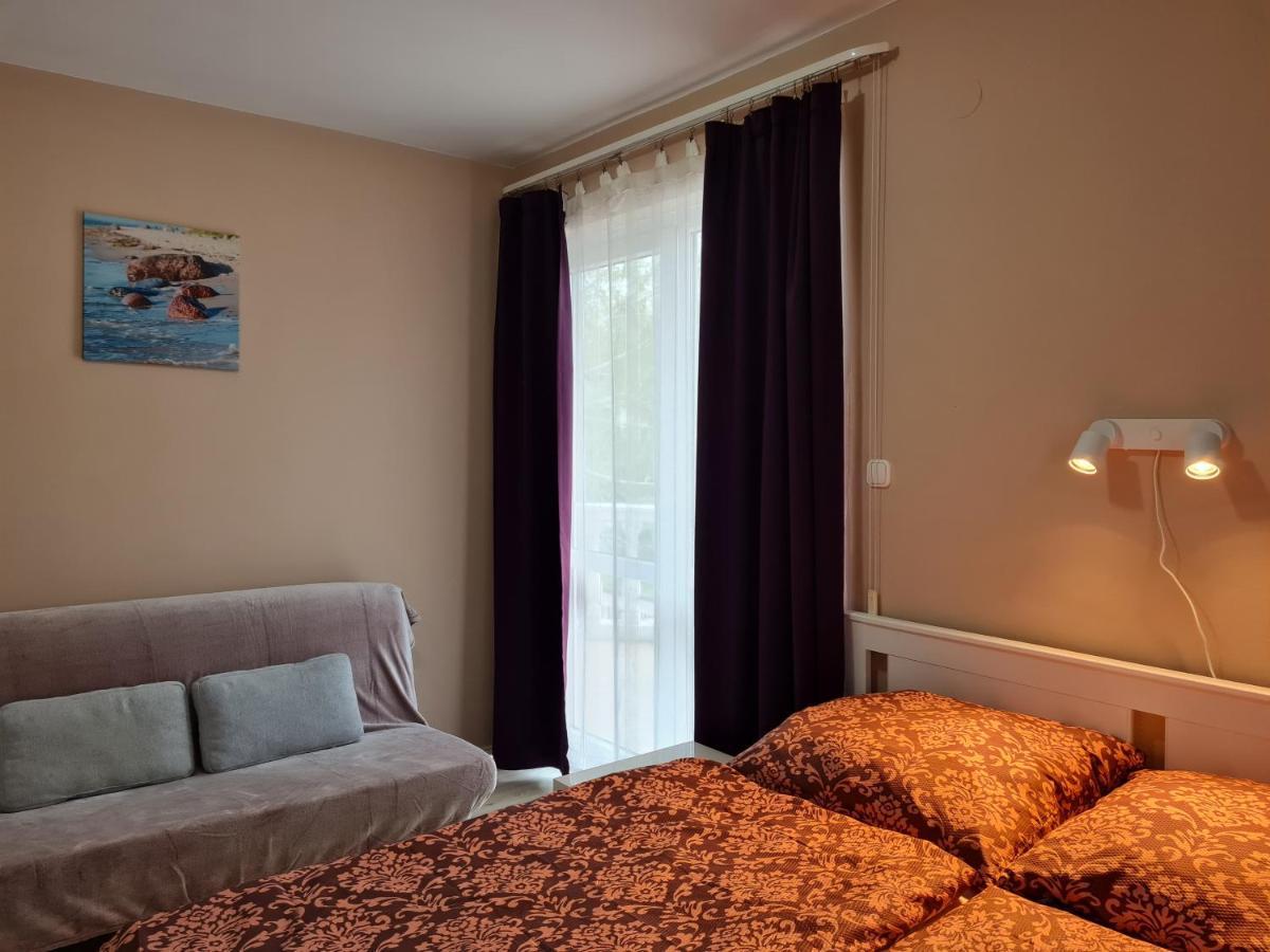 Crystal Es Susanne Panzio Bed & Breakfast Siófok Eksteriør bilde