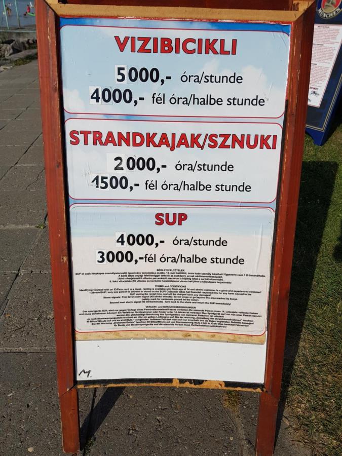 Crystal Es Susanne Panzio Bed & Breakfast Siófok Eksteriør bilde